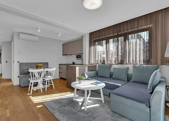 Jelena 1 - Exklusiv 3*