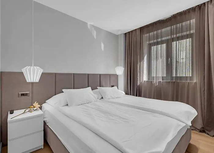 Jelena 1 - Exklusiv Макарска