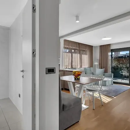 Jelena 1 - Exklusiv Makarska