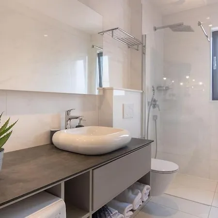 Jelena 1 - Exklusiv 3* Makarska